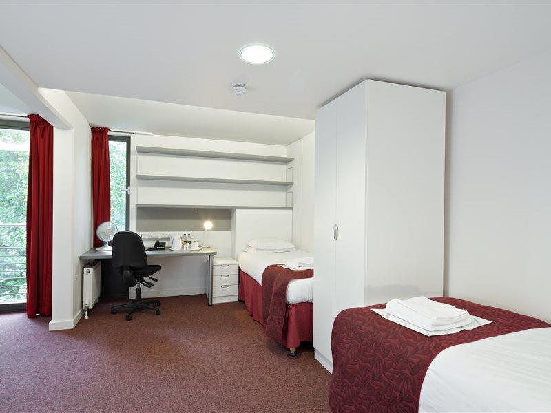 Hotel Imperial College Princes Garden 4*